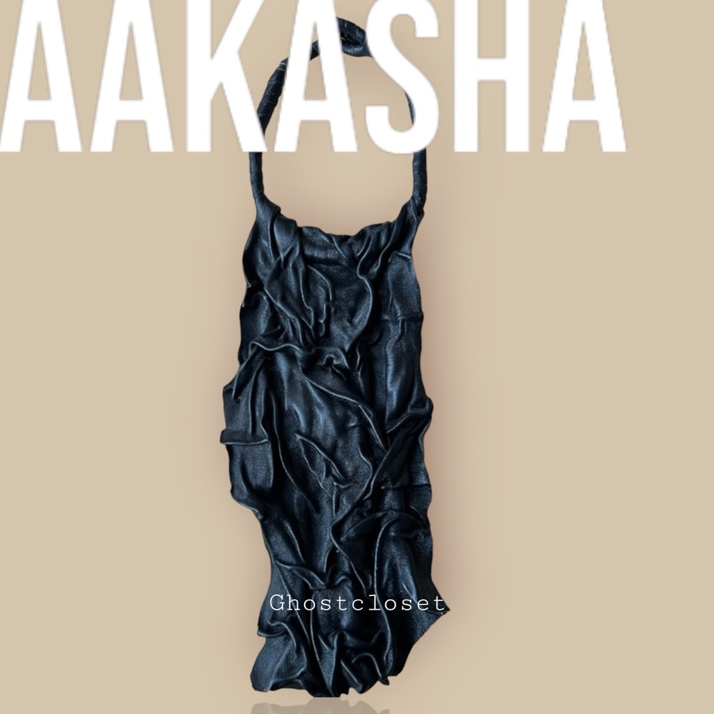 NWOTsuper cool  Aakasha black crinkled leather necklace